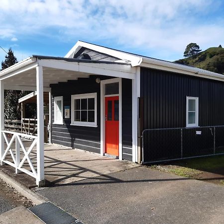 Whanga Butcher Shop Whangamomona Екстер'єр фото