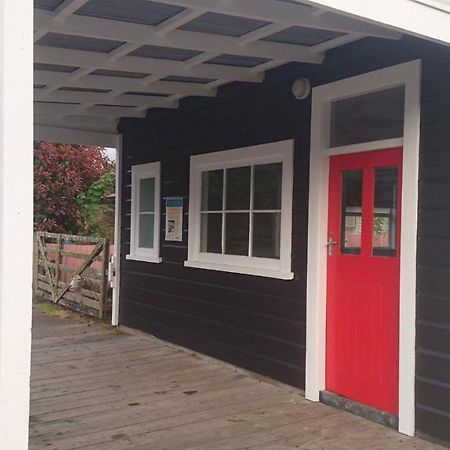 Whanga Butcher Shop Whangamomona Екстер'єр фото