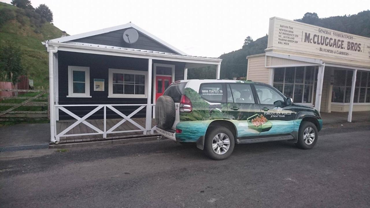 Whanga Butcher Shop Whangamomona Екстер'єр фото